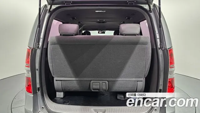 Hyundai Starex 2016 — фото 20