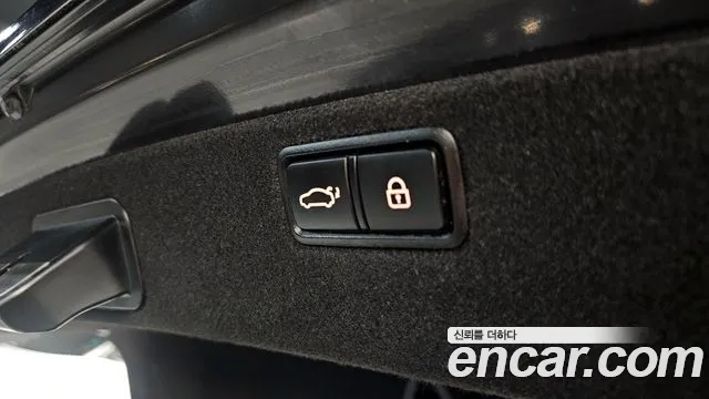 Hyundai Genesis 2016 — фото 18