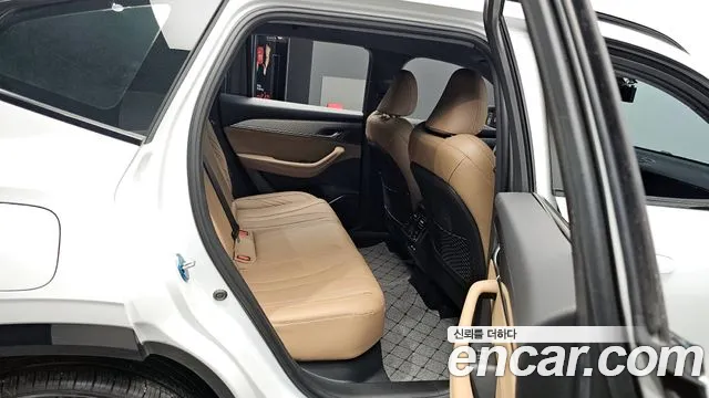 Renault-KoreaSamsung Grand Koleos 2025 — фото 12