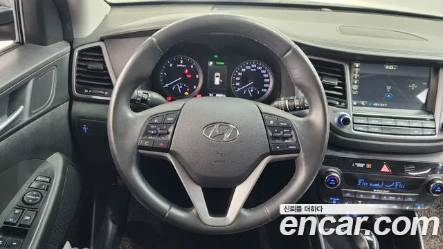 Hyundai Tucson 2017 — фото 13
