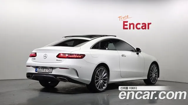 Mercedes-Benz E-Class 2022 — фото 2