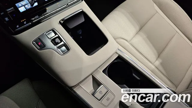 Hyundai Grandeur 2023 — фото 9