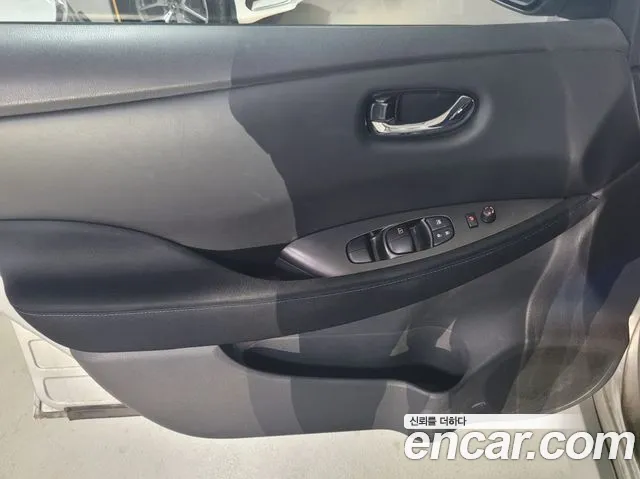 Nissan Leaf 2019 — фото 10