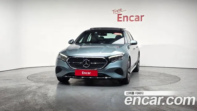 Mercedes-Benz E-Class 2025 — фото 2