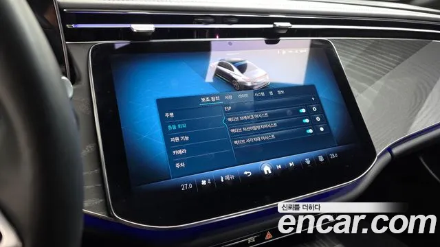 Mercedes-Benz E-Class 2025 — фото 15