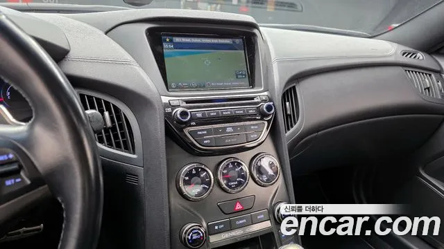 Hyundai Genesis 2015 — фото 14