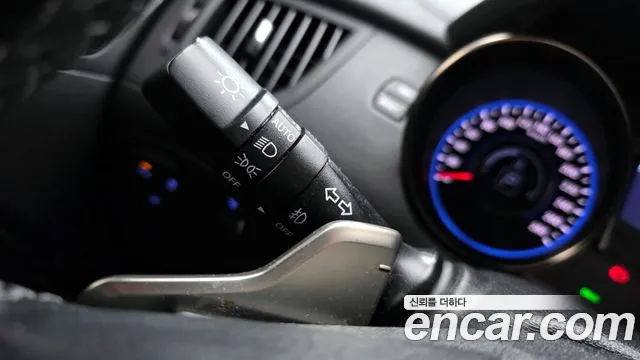 Hyundai Genesis 2015 — фото 17