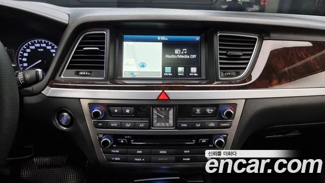 Hyundai Genesis 2015 — фото 14