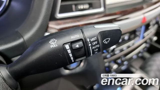 Hyundai Genesis 2015 — фото 16