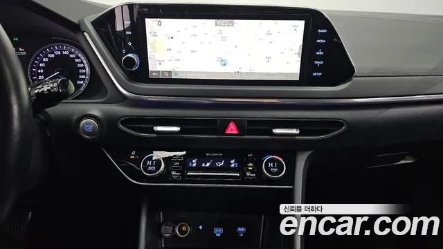 Hyundai Sonata 2022 — фото 14