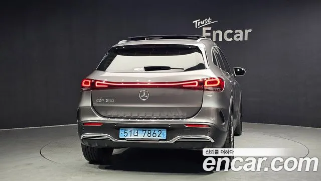 Mercedes-Benz EQA 2023 — фото 4