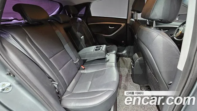 Hyundai i30 2016 — фото 19