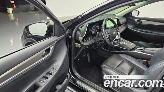 Hyundai Grandeur 2020 — фото 11