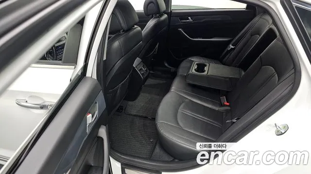 Hyundai Sonata 2015 — фото 11