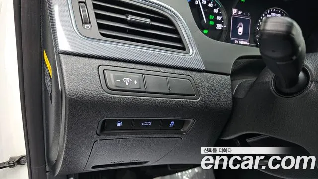 Hyundai Sonata 2015 — фото 14