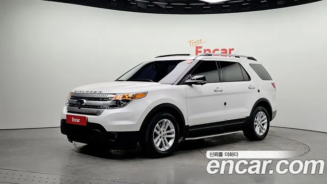 Ford Explorer 2014 — фото 1