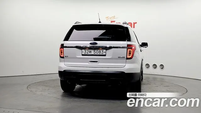 Ford Explorer 2014 — фото 4