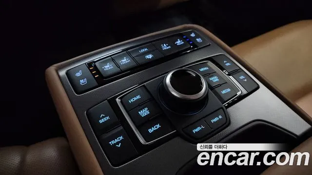 Hyundai Genesis 2015 — фото 18