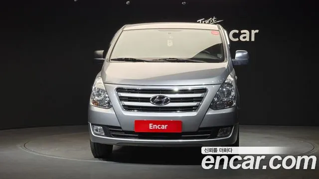 Hyundai Starex 2017 — фото 3
