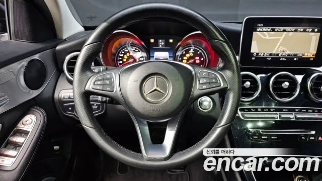 Mercedes-Benz C-Class 2018 — фото 13