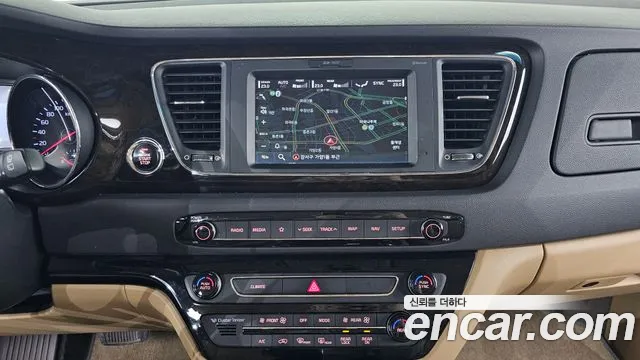 Kia Canival 2019 — фото 14