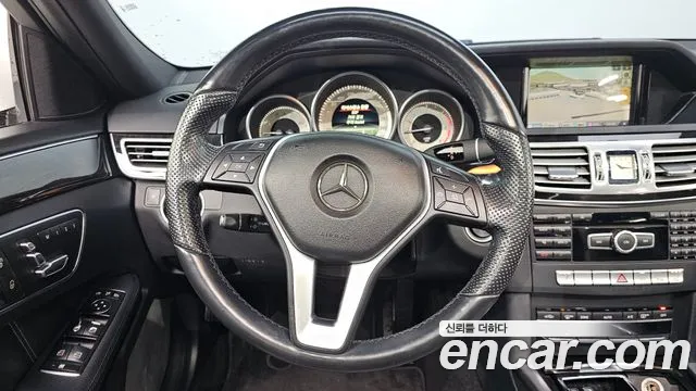 Mercedes-Benz E-Class 2014 — фото 14