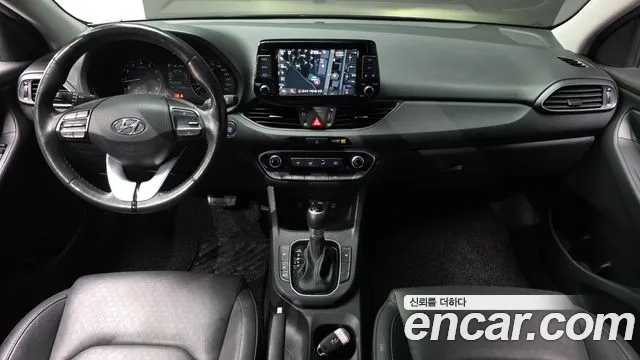 Hyundai i30 2018 — фото 7