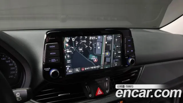 Hyundai i30 2018 — фото 16