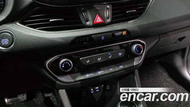 Hyundai i30 2018 — фото 18
