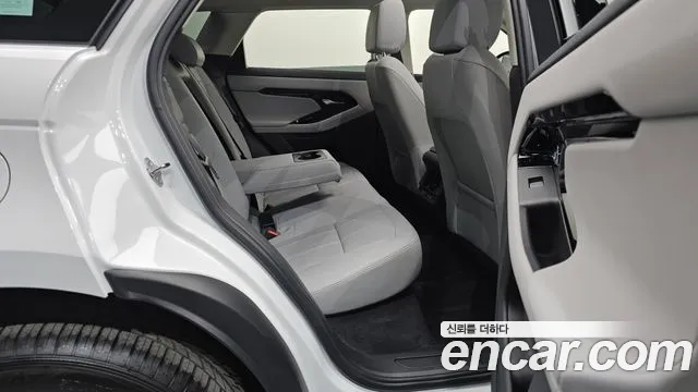 Land Rover Range Rover Evoque 2025 — фото 5