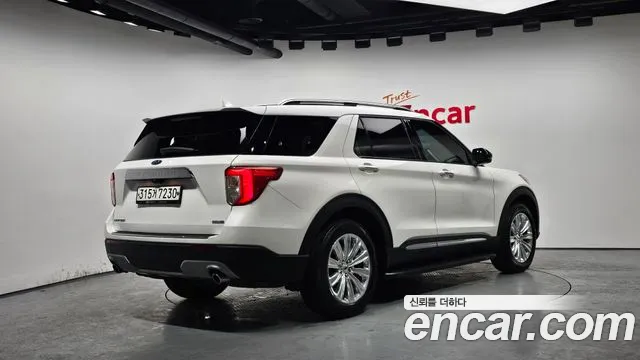 Ford Explorer 2020 — фото 2