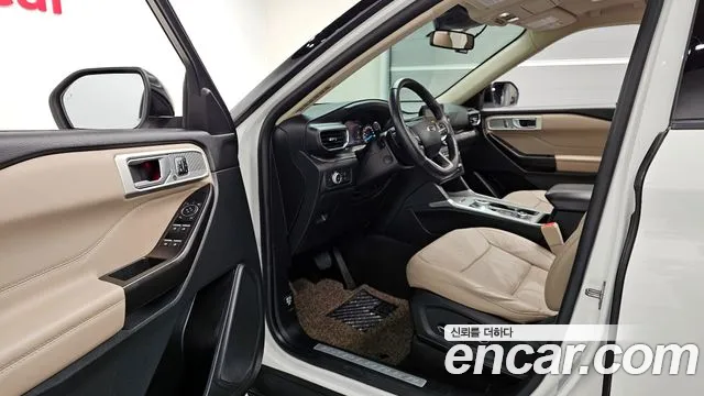 Ford Explorer 2020 — фото 12