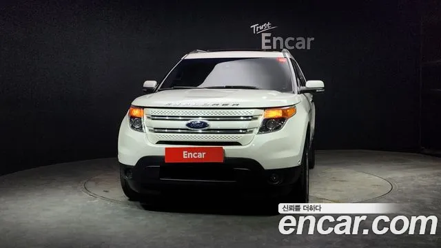 Ford Explorer 2014 — фото 3