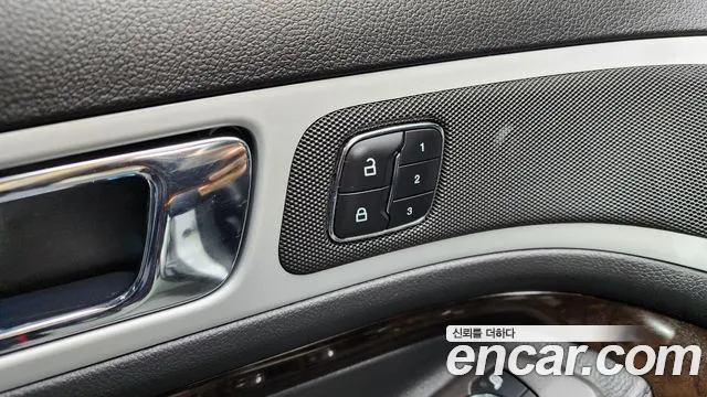 Ford Explorer 2014 — фото 16