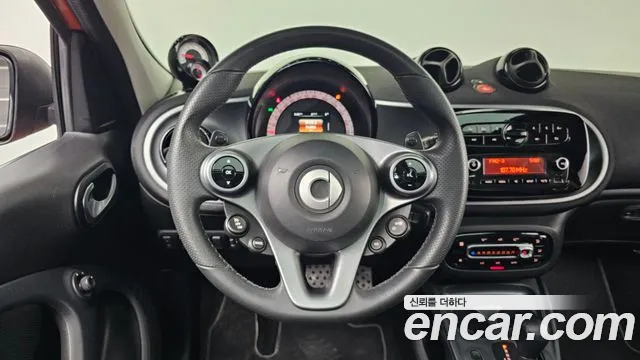 Smart Forfour 2016 — фото 13