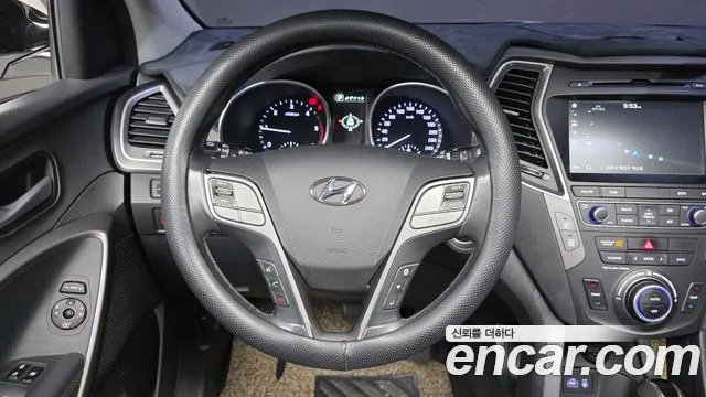 Hyundai Santafe 2017 — фото 14