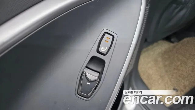 Hyundai Santafe 2017 — фото 18