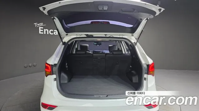 Hyundai Santafe 2017 — фото 20