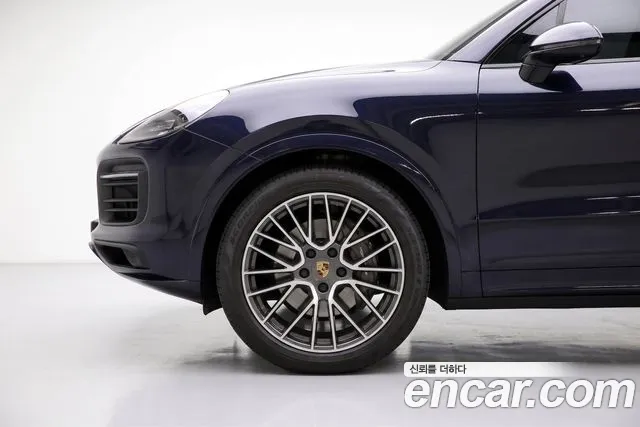 Porsche Cayenne 2019 — фото 9