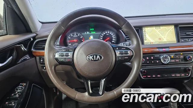 Kia K7 2017 — фото 13