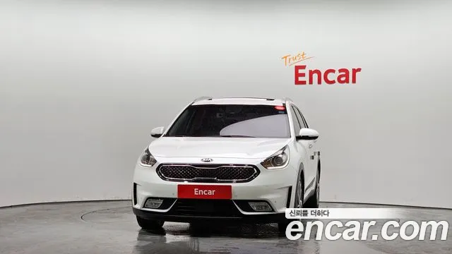 Kia Niro 2017 — фото 3