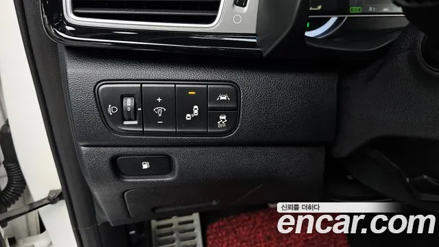 Kia Niro 2017 — фото 14