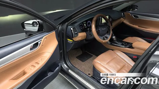 Hyundai Grandeur 2017 — фото 10