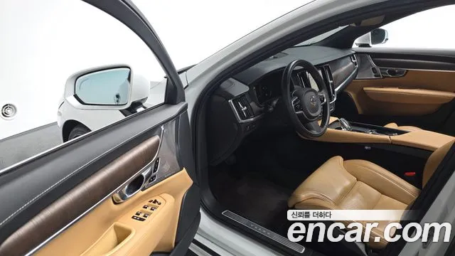 Volvo S90 2022 — фото 11