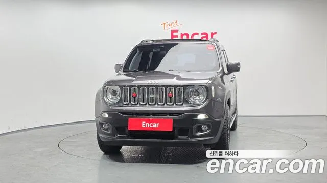 Jeep Renegade 2018 — фото 3