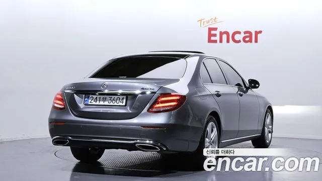 Mercedes-Benz E-Class 2018 — фото 2