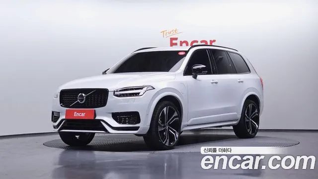 Volvo XC90 2021 — фото 1