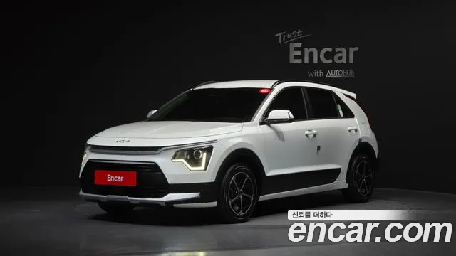 Kia Niro 2022 — фото 1