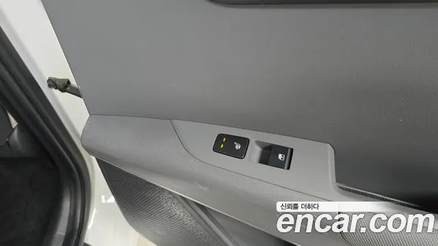 Kia Niro 2022 — фото 19