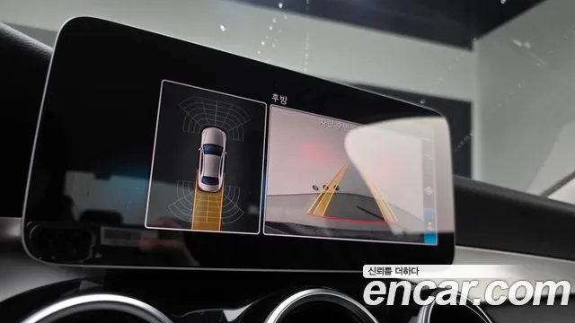 Mercedes-Benz C-Class 2019 — фото 15